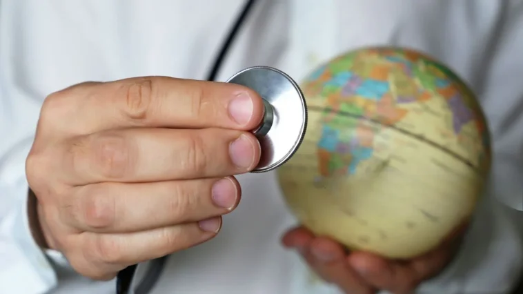 How to Become a Travel Nurse